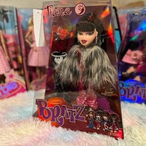 Bratz Tiana's Fashion